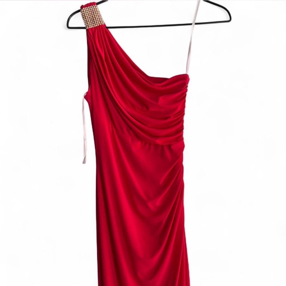 Betsy & Adam Vibrant Red One-Shoulder Dress